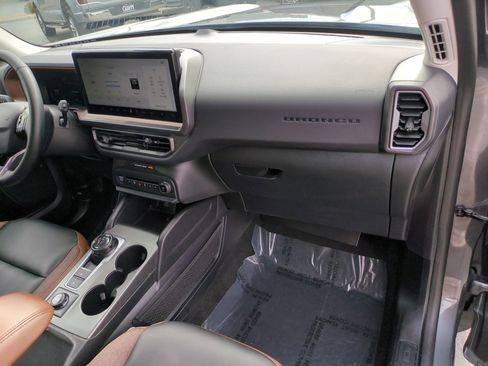 Used 2025 Ford Bronco Sport Outer Banks image 31