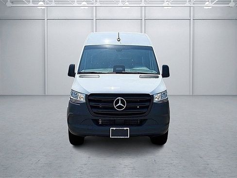 New 2025 Mercedes-Benz Sprinter 2500 image 2