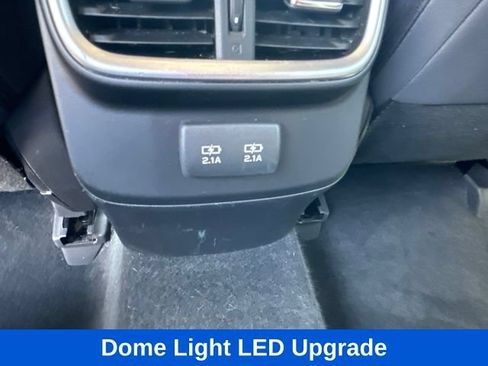 Certified 2022 Subaru Outback Premium w/ Popular Package #1 AWD/4WD image 12