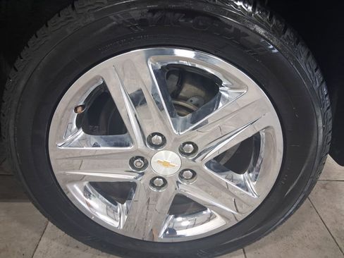 Used 2015 Chevrolet Equinox LTZ FWD image 9