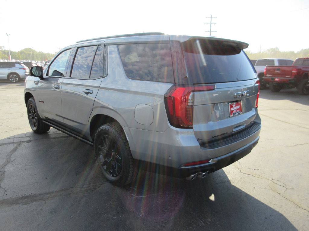 Certified 2026 GMC Yukon AT4 w/ AT4 Premium Plus Package AWD/4WD image 9