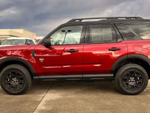 Certified 2025 Ford Bronco Sport Badlands AWD/4WD image 2