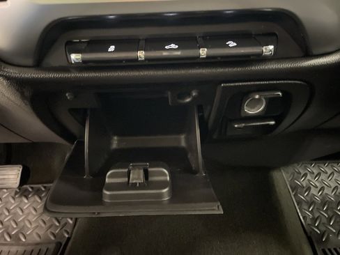 Used 2017 Chevrolet Silverado 1500 LT w/ All Star Edition image 24