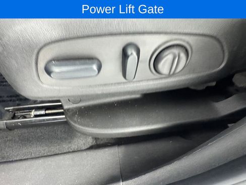 Used 2024 Chevrolet Equinox LT AWD/4WD image 11