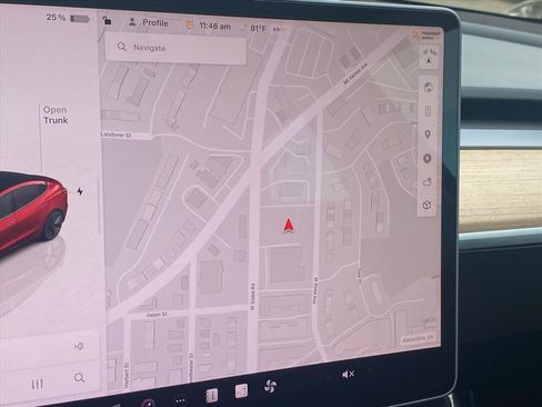 Used 2023 Tesla Model 3 Standard Range image 12