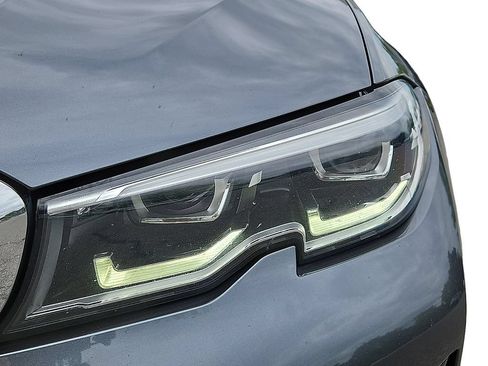 Used 2020 BMW 330i xDrive Sedan w/ Convenience Package AWD/4WD image 10