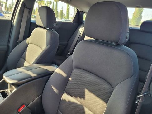 Used 2023 Chevrolet Malibu LT FWD image 11