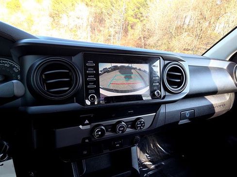 Used 2020 Toyota Tacoma SR w/ SX Package image 15
