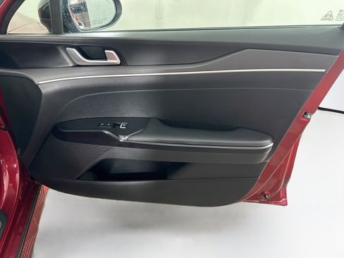 Used 2021 Kia K5 GT-Line FWD image 31