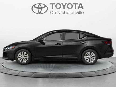 Used 2022 Nissan Sentra SV FWD image 3