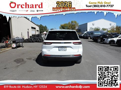 Used 2022 Jeep Grand Cherokee Limited 4xe image 7