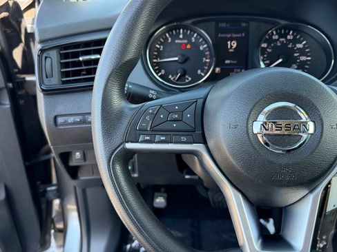 Used 2018 Nissan Rogue S FWD image 28
