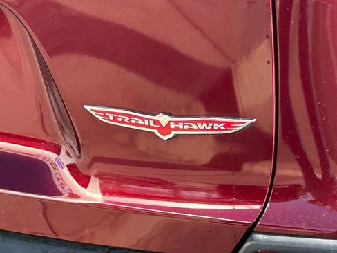 Used 2019 Jeep Cherokee Trailhawk w/ Cold Weather Group image 5