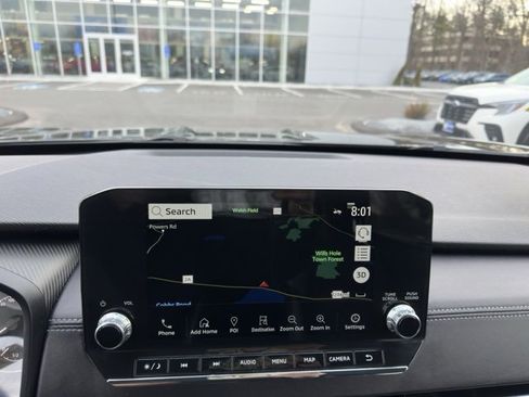 Used 2024 Mitsubishi Outlander SE image 10