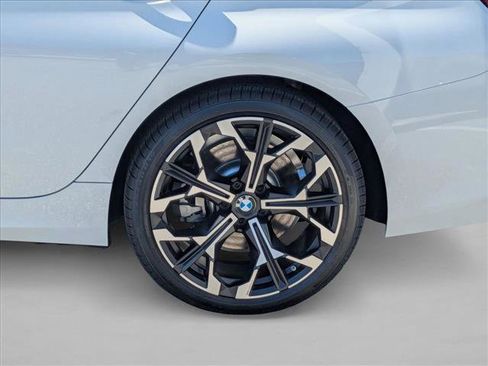 Used 2026 BMW 330i Sedan w/ Premium Package image 9