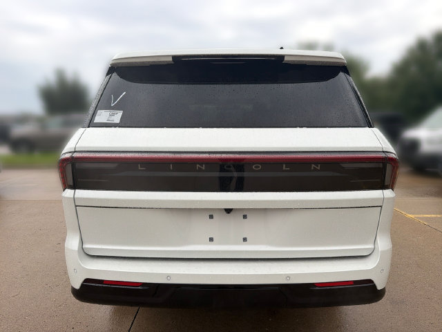 New 2027 Lincoln Navigator L Reserve w/ Jet Appearance Package AWD/4WD image 6