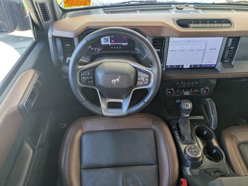 Used 2024 Ford Bronco Outer Banks w/ Sasquatch Package AWD/4WD image 15