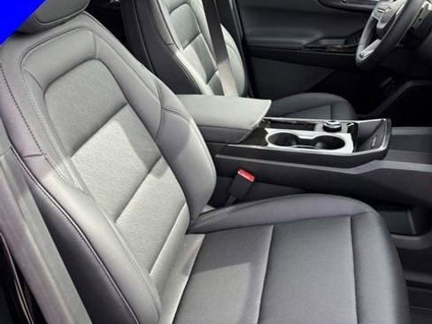 New 2026 Chevrolet Equinox LT w/ Convenience Package II FWD image 30