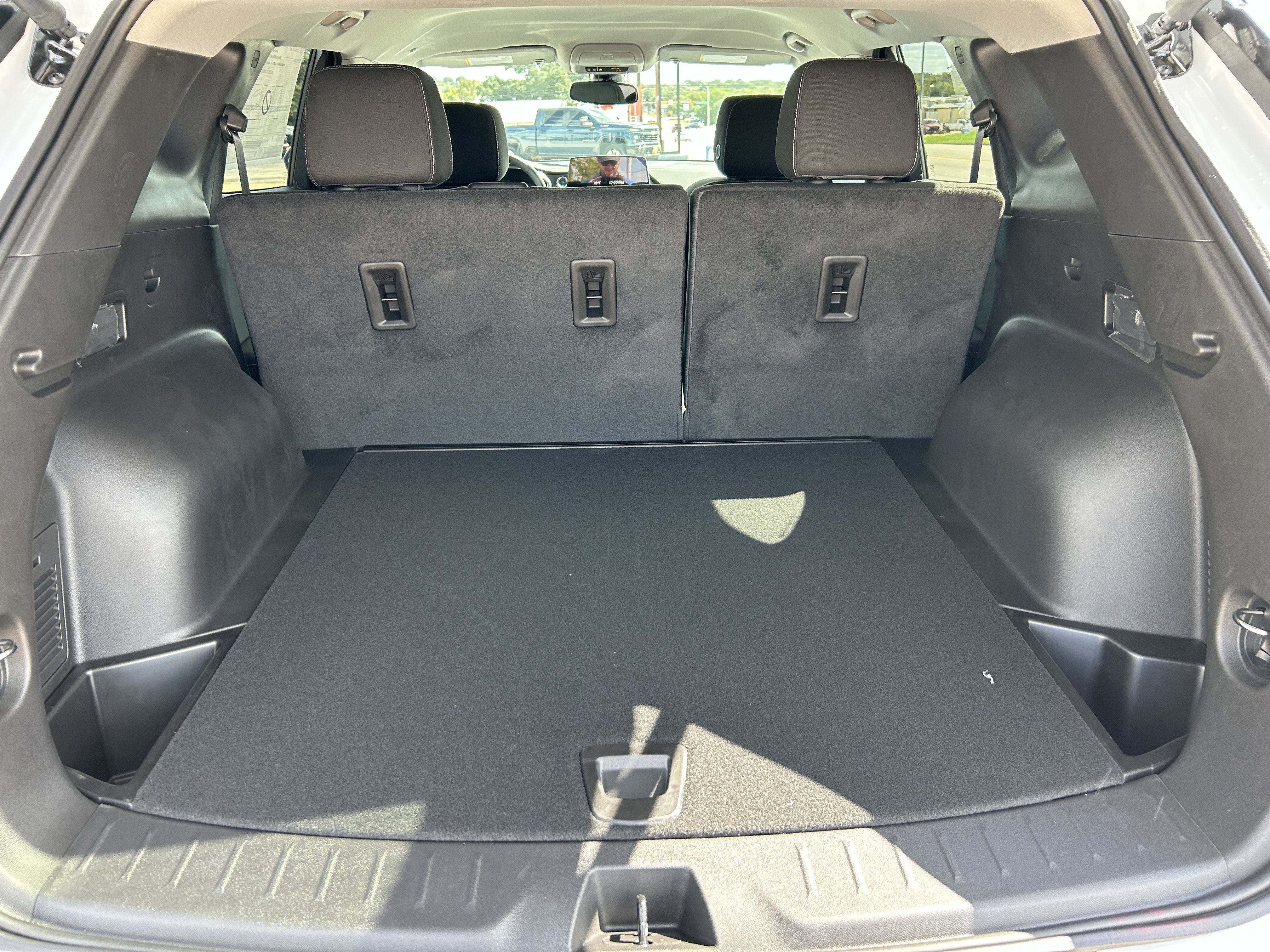 New 2026 Chevrolet Blazer LT w/ Convenience Package FWD image 8