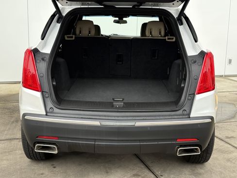 Used 2018 Cadillac XT5 FWD image 9