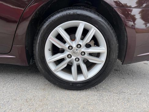 Used 2013 Toyota Avalon XLE Premium image 33