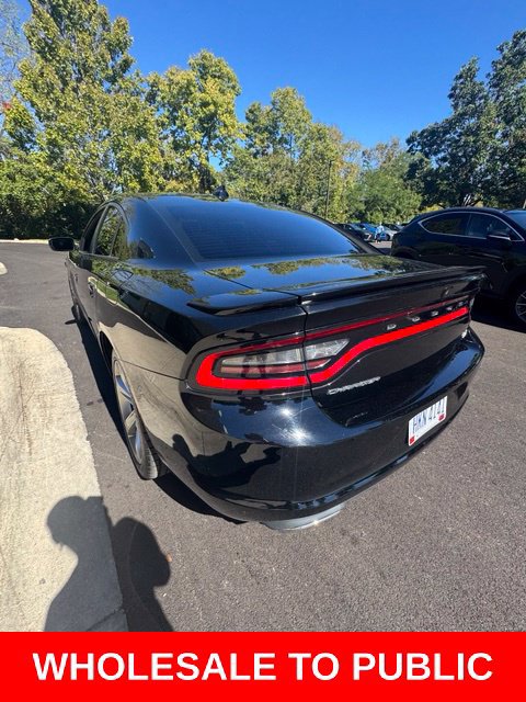 Used 2016 Dodge Charger R/T w/ Navigation & Travel Group RWD image 5