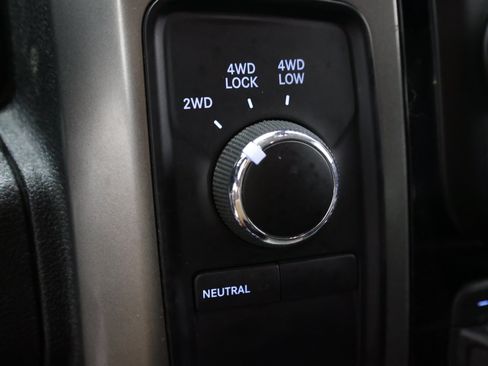 Used 2018 RAM 2500 Laramie w/ Sport Appearance Group AWD/4WD image 18