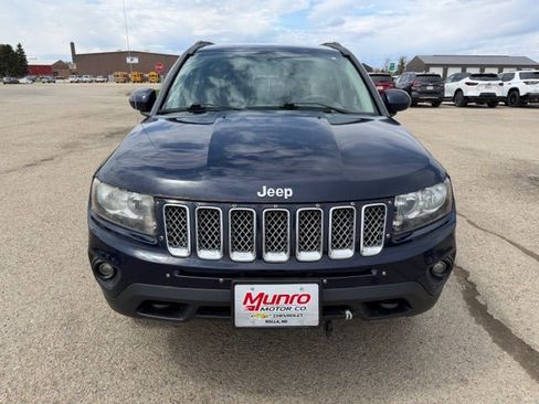 Used 2014 Jeep Compass Latitude AWD/4WD image 2