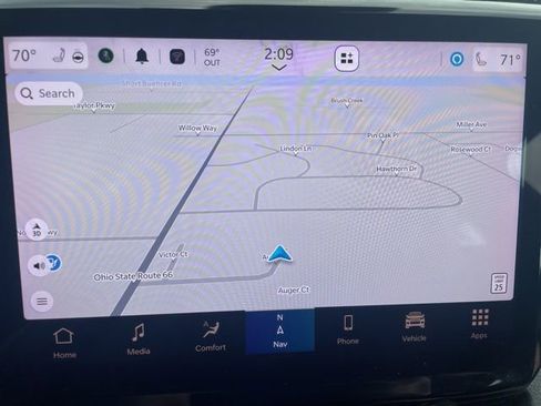 Used 2024 Jeep Grand Cherokee L Limited image 26