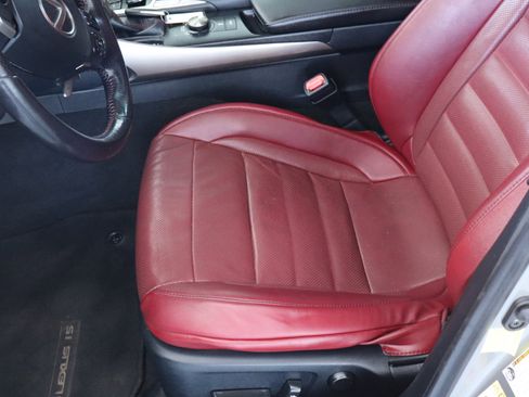 Used 2018 Lexus IS 350 F Sport image 13