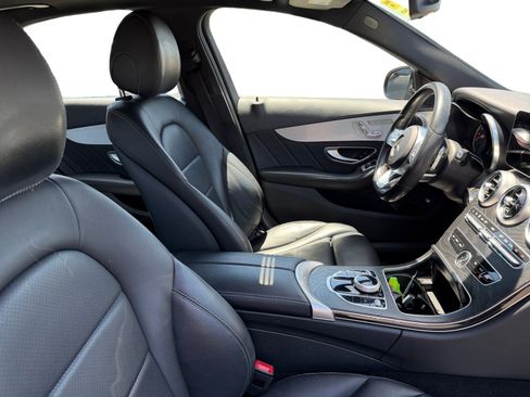 Used 2019 Mercedes-Benz C 300 Sedan image 15