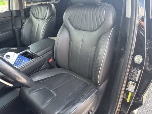 Certified 2023 Hyundai Palisade Limited FWD image 11
