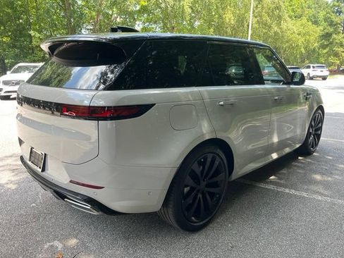 Used 2026 Land Rover Range Rover Sport Dynamic SE AWD/4WD image 9