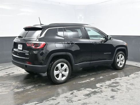 Used 2019 Jeep Compass Latitude w/ Popular Equipment Group image 7