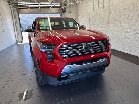 New 2026 Toyota Tacoma Limited AWD/4WD image 2