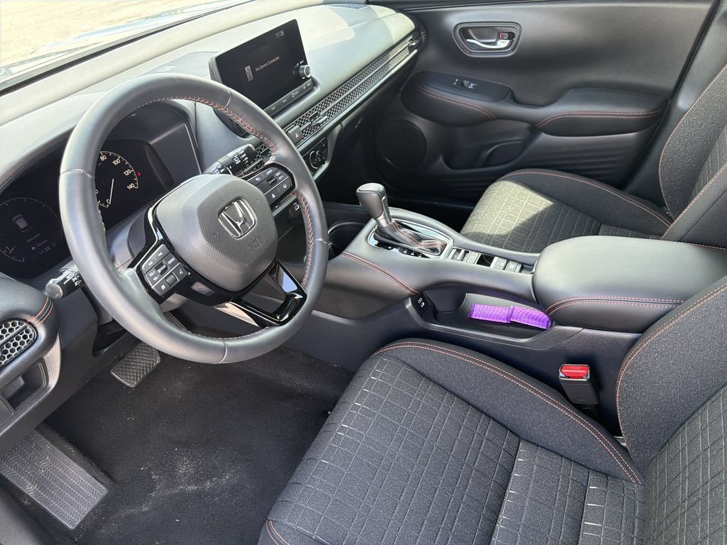 Used 2024 Honda HR-V Sport image 18