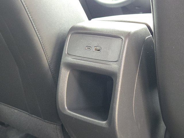 Used 2025 Chevrolet Trax LT w/ Driver Confidence Package FWD image 9