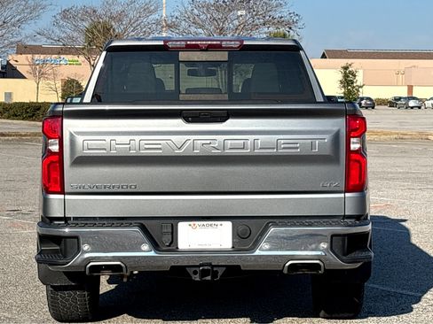 Used 2022 Chevrolet Silverado 1500 LTZ w/ LTZ Convenience Package II image 18