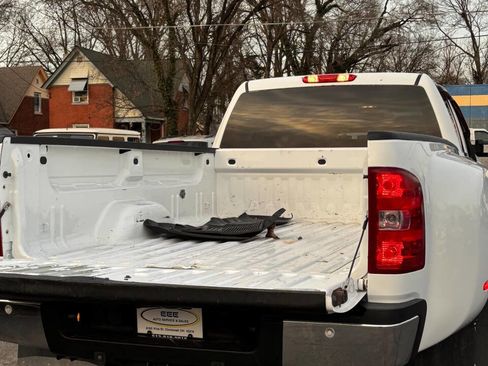 Used 2013 Chevrolet Silverado 3500 LTZ w/ LTZ Plus Package image 14