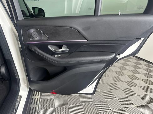 Certified 2022 Mercedes-Benz GLE 350 w/ Premium Package image 18