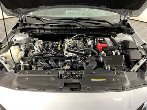 Used 2022 Nissan Altima 2.5 SR FWD image 29