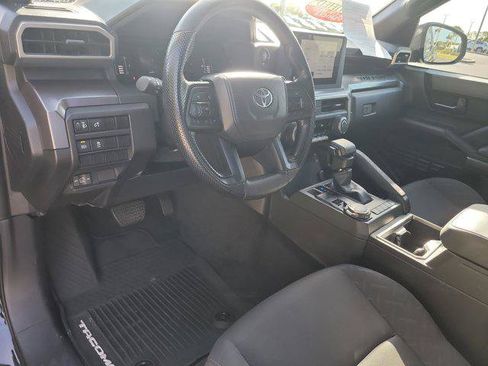 Certified 2024 Toyota Tacoma SR5 AWD/4WD image 18