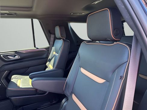 Used 2023 GMC Yukon AT4 w/ AT4 Premium Package image 20