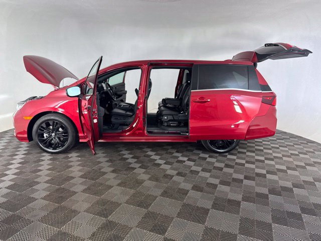 Used 2025 Honda Odyssey Sport-L image 13