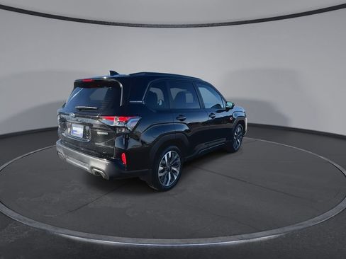 Used 2026 Subaru Forester Touring AWD/4WD image 8