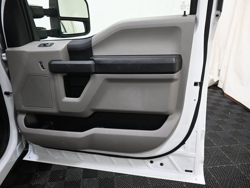 Used 2019 Ford F250 XL w/ XL Value Package image 32