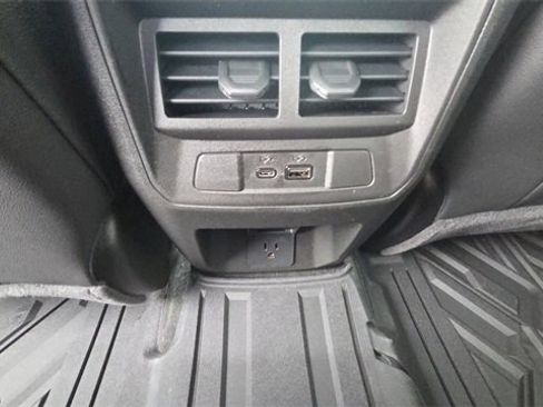 New 2026 GMC Canyon Elevation w/ Convenience Package image 24