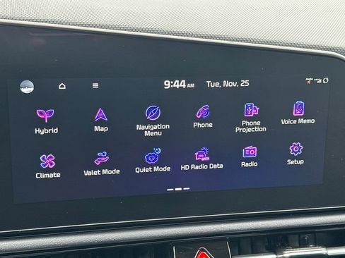 Used 2024 Kia Niro EX Touring image 33