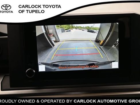 Used 2025 Toyota Tacoma TRD Sport AWD/4WD image 13