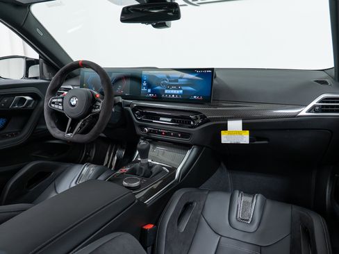 Used 2025 BMW M2 image 16